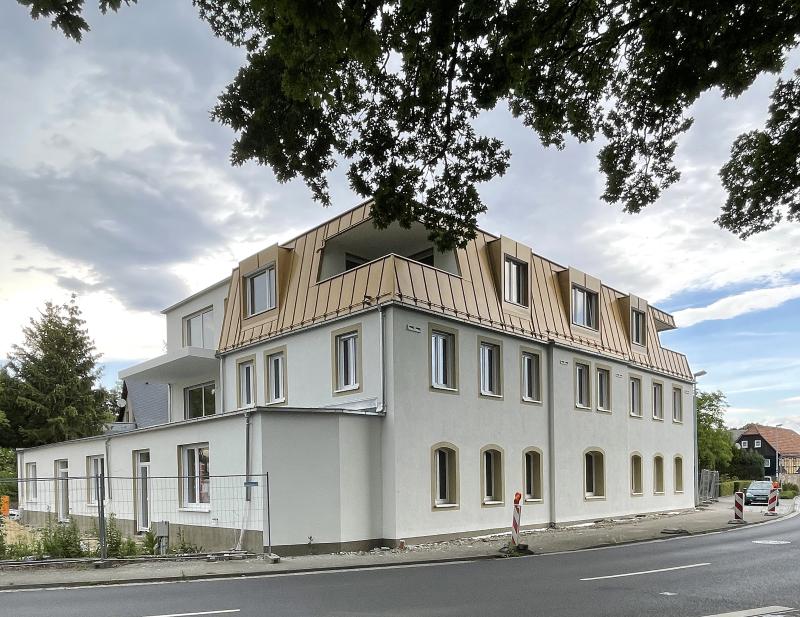 Fertigstellung: Umbau eines Bestandsgebäudes zu einem Mehrfamilienwohnhaus in Bretnig